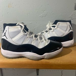 Air Jordan 11 Retro. Size 9 Men’s